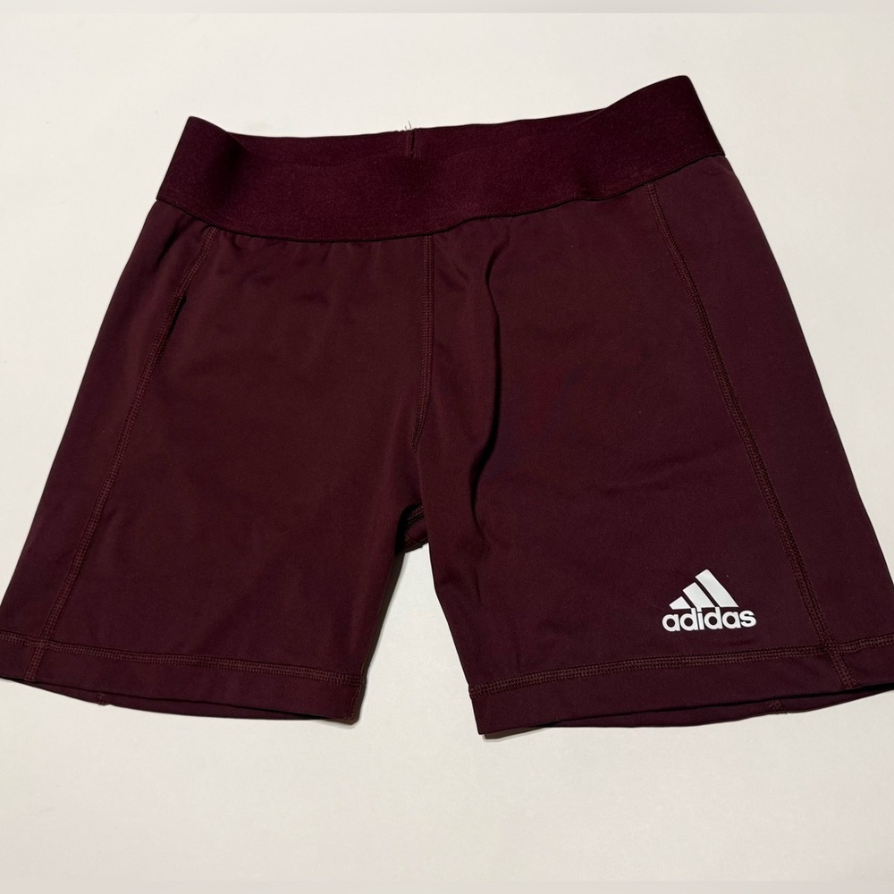 Adidas Women’s Maroon Athletic Shorts Size M Workout Gym Activewear